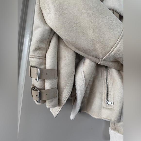 Mo-Ka Women's Cream Teddy Jacket - Picture 6 of 8